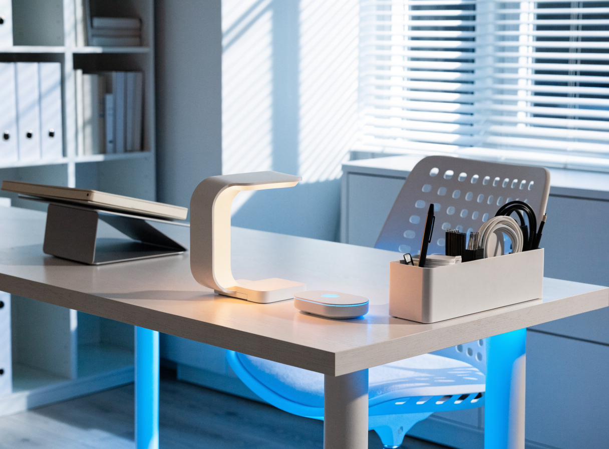 Charging & Desk
